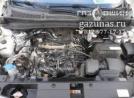 моторный отсек спереди, со снятой декоративной крышкой