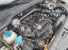 моторный отсек справа со снятой декоративной крышкой