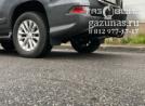 вместо запасного колеса установлен баллон объемом 93л, вид сбоку
