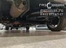 вместо запасного колеса установлен баллон объемом 63л, вид слева