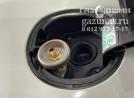 заправочное устройство с накрученным на него заправочным переходником
