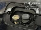 заправочное устройство с накрученным на него заправочным переходником