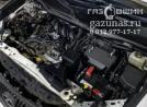 моторный отсек слева, со снятой декоративной крышкой