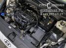 моторный отсек слева, со снятой декоративной крышкой