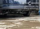 вместо запасного колеса установлен баллон объемом 73л, вид слева