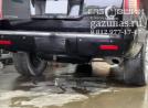 вместо запасного колеса установлен баллон объемом 93л, вид справа