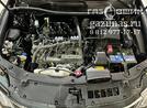 моторный отсек спереди, со снятой декоративной крышкой