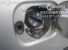заправочное устройство поместилось под крышкой лючка заливной горловины бензобака. бензобака. Chevrolet Lanos I 1.5i (86Hp) 2008г.в.