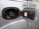 заправочное устройство поместилось в лючке бензобака Ford Galaxy II (рестайл) 2.0i (145Hp) 2014г.в.