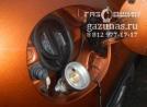заправочное устройство с накрученным на него заправочным переходником. Infiniti FX35 I (рестайл) 3.5i (280Hp) 2007г.в.