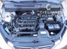 моторный отсек без декоративной крышки мотора Kia Carens III 2.0i (145Hp) 2007г.в.