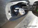 заправочное устройство с накрученным на него заправочным переходником. Range Rover Sport I SC (дорестайл) 4.2Ti (396Hp) 2006г.в.