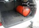 баллон объемом 90л на сложно-составной раме вдоль борта с правой стороны в багажном отделении. Mercedes-Benz ML430 I (W163) (дорестайл) 4.3i (272Hp) 1999г.в.