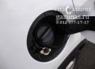 заправочное устройство поместилось в лючке бензобака Opel Mokka I (дорестайл) 1.8i (140Hp) 2014г.в.